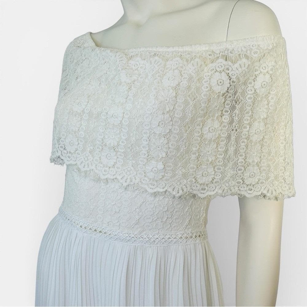 Vintage 1970s White Lace Bodice & Cape Collar Dress w/ Sheer Overlay Boho - Picture 6 of 14